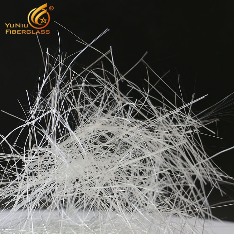 Brins hachés en fibre de verre de haute qualité 10-13um pour tapis d'aiguille